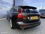 Volvo V60 2.0 T4 Momentum Pro / Panoramadak / Pilot Assist
