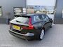 Volvo V60 2.0 T4 Momentum Pro / Panoramadak / Pilot Assist