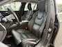 Volvo V60 2.0 T4 Momentum Pro / Panoramadak / Pilot Assist