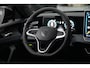 Volkswagen Tiguan 1.5 eHybrid R-Line | 272PK | Pano | Trekhaak | 360° VW TIGUAN 1.5 e-Hybrid PHEV R-Line 272 PK, Plug-in hybride aandrijving, Panoramadak, Head-Up Display, 360° camera, adaptieve cruise control, stoelverwarming en trekhaak