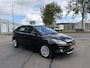 Ford Focus 1.6-16V Titanium 5-Deurs 101 PK. Leuke en zeer fijn rijdende auto !!! Eerste eigenaar !!