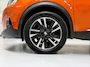 Peugeot 2008 1.2 PureTech 130pk GT Pack Aut. | Head-Up | ACC | Camera | Trekhaak | Dakkoffer | Stoelverw. | Full LED | 18 Inch