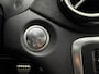 Mercedes-Benz A-klasse 160 AMG White Art Pakket ✓Automaat ✓Full LED ✓Navigatie ✓Camera ✓Apple Carplay & Android Auto ✓Half Leder Alcantara ✓Sfeerverlichting ✓Lichtmetaal