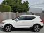 Volvo XC40 1.5 T2 MOMENTUM PRO SPORTSTOELEN STOEL STUUR VERWARMING P-CAMERA APPLECARPLAY NAVI CLIMATECONTROL