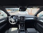 Volvo XC40 1.5 T2 MOMENTUM PRO SPORTSTOELEN STOEL STUUR VERWARMING P-CAMERA APPLECARPLAY NAVI CLIMATECONTROL