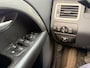 Volvo V70 2.4 D5 Momentum/ RIJDT TOP