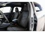 Alfa Romeo Junior Elettrica 54 kWh | SOH 95% | Apple Carplay & Android Auto | Parkeesensoren | Keyless | Climate Controle | Adaptive Cruise Controle |