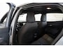Alfa Romeo Junior Elettrica 54 kWh | SOH 95% | Apple Carplay & Android Auto | Parkeesensoren | Keyless | Climate Controle | Adaptive Cruise Controle |