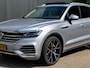 Volkswagen Touareg 3.0 TSI eHybrid | Massage | MatrixLED | Trekh + Luchtv