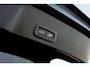 Volvo EX40 Single Motor Extended Range Ultra 82 kWh | Trekhaak | 21 Inch Velgen | Schuif -/ Kanteldak | Adaptieve Cruise Control | Tailored Wool Blend | Getint Glas | Stoel + Stuurverwarming | Harman Kardon Audio |