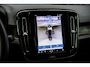 Volvo EX40 Single Motor Extended Range Ultra 82 kWh | Trekhaak | 21 Inch Velgen | Schuif -/ Kanteldak | Adaptieve Cruise Control | Tailored Wool Blend | Getint Glas | Stoel + Stuurverwarming | Harman Kardon Audio |