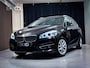 BMW 2-Serie Active Tourer 218i Luxury |Pano|HUD|Leder|Sfeer|LED|Xenon|Stoelverwarming