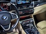 BMW 2-Serie Active Tourer 218i Luxury |Pano|HUD|Leder|Sfeer|LED|Xenon|Stoelverwarming