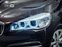 BMW 2-Serie Active Tourer 218i Luxury |Pano|HUD|Leder|Sfeer|LED|Xenon|Stoelverwarming