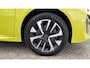 Peugeot 208 Business | Elektrische parkeerrem | Extra getinte achterste zijruiten en achterruit | Extra getinte achterste zijruiten en achterruit