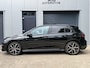 Volkswagen Golf 8.5 1.5 eTSI R-Line (2600 KM!) PANO | HUD | IQ LED
