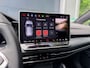 Volkswagen Golf 8.5 1.5 eTSI R-Line (2600 KM!) PANO | HUD | IQ LED
