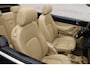 Volkswagen Beetle New Cabriolet 2.0 met electrische kap en airco
