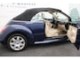 Volkswagen Beetle New Cabriolet 2.0 met electrische kap en airco