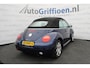 Volkswagen Beetle New Cabriolet 2.0 met electrische kap en airco