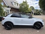Volkswagen T-Roc 1.5 TSI DSG Sport|BlackStyle|Pano|White-Silver Met