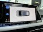Volkswagen Golf Variant 1.0 eTSI Life / AUTOMAAT/ PANO/ TREKHAAK/ ACC/ PARK.SENSOREN V+A/ APP-CONNECT/ STUUR+STOELVERWARM./ DODEHOEK/ KEYLESS/ DIGITAL DASH/ NAVI/ DAB/ CLIMA/ 16'' LMV