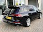 Volkswagen Golf Variant 1.0 eTSI Life / AUTOMAAT/ PANO/ TREKHAAK/ ACC/ PARK.SENSOREN V+A/ APP-CONNECT/ STUUR+STOELVERWARM./ DODEHOEK/ KEYLESS/ DIGITAL DASH/ NAVI/ DAB/ CLIMA/ 16'' LMV