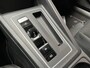 Volkswagen Golf Variant 1.0 eTSI Life / AUTOMAAT/ PANO/ TREKHAAK/ ACC/ PARK.SENSOREN V+A/ APP-CONNECT/ STUUR+STOELVERWARM./ DODEHOEK/ KEYLESS/ DIGITAL DASH/ NAVI/ DAB/ CLIMA