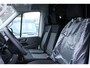 Volkswagen Crafter 2.0 TDI 140pk L3 H3 Automaat Airco Navigatie Apple Carplay Camera