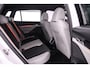 Skoda Elroq 85 Business Edition 286pk Automaat Trekhaak, Adaptive cruise control, Elektrische achterklep, LED matrix koplampen, 360 camera, Navigatie, Achteruitrijcamera