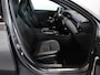 Mercedes-Benz A-klasse 250e Business Solution AMG | Panoramaschuifdak | Premium Plus | Head-up display | Dodehoekassistent |