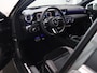 Mercedes-Benz A-klasse 250e Business Solution AMG | Panoramaschuifdak | Premium Plus | Head-up display | Dodehoekassistent |