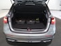 Mercedes-Benz A-klasse 250e Business Solution AMG | Panoramaschuifdak | Premium Plus | Head-up display | Dodehoekassistent |