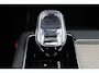 Volvo XC90 2.0 T8 Plug-in hybrid AWD Ultra Dark | Trekhaak | Bowers & Wilkins audio | Geventileerde voorstoelen | Massagefunctie | Luchtvering | 21" lichtmetalen velgen | Stoelverwarming | verwarmd stuurwiel | Elektr. bedienbaar schuif-\-kanteldak | Extra getint glas | Gelamineerde ramen | Bowers & wilkins Audio | Head-up display | Google Services |
