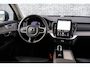 Volvo XC90 2.0 T8 Plug-in hybrid AWD Ultra Dark | Trekhaak | Bowers & Wilkins audio | Geventileerde voorstoelen | Massagefunctie | Luchtvering | 21" lichtmetalen velgen | Stoelverwarming | verwarmd stuurwiel | Elektr. bedienbaar schuif-\-kanteldak | Extra getint glas | Gelamineerde ramen | Bowers & wilkins Audio | Head-up display | Google Services |