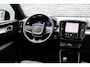 Volvo XC40 2.0 B4 Plus Dark | Trekhaak | Harman Kardon Audio | Achteruitrijcamera | Parkeersensoren | Keyless Entry | Elektrische Achterklep | Elektrisch Verstelbare Voorstoelen | Stoelverwarming | Google Navigatie | Apple Carplay | Android Auto | Lichtmetalen Velgen 18 inch
