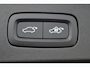 Volvo V60 2.0 T8 Plug-in Hybrid AWD Plus Dark | PHEV Long Range | Trekhaak | Sportstoelen | Panoramadak | Harman Kardon Audio | Head-up Display | 360 Graden Camera | Stoelverwarming voor en achter | Keyless Entry | Elektrische Achterklep | Elektrisch Verstelbare Voorstoelen | Cruise Control Adaptief | BLIS | Google Navigatie | Apple Carplay | Android Auto