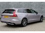 Volvo V60 2.0 T8 Plug-in Hybrid AWD Plus Dark | PHEV Long Range | Trekhaak | Sportstoelen | Panoramadak | Harman Kardon Audio | Head-up Display | 360 Graden Camera | Stoelverwarming voor en achter | Keyless Entry | Elektrische Achterklep | Elektrisch Verstelbare Voorstoelen | Cruise Control Adaptief | BLIS | Google Navigatie | Apple Carplay | Android Auto