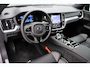 Volvo V60 2.0 T8 Plug-in Hybrid AWD Plus Dark | PHEV Long Range | Trekhaak | Sportstoelen | Panoramadak | Harman Kardon Audio | Head-up Display | 360 Graden Camera | Stoelverwarming voor en achter | Keyless Entry | Elektrische Achterklep | Elektrisch Verstelbare Voorstoelen | Cruise Control Adaptief | BLIS | Google Navigatie | Apple Carplay | Android Auto