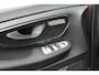 Mercedes-Benz V-klasse 220d Lang 8 Persoons Trekhaak | Dealer Onderhouden | LED | Stoelverwarming | Camera | Dodehoekassistent | Spoorassistent