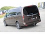 Mercedes-Benz V-klasse 220d Lang 8 Persoons Trekhaak | Dealer Onderhouden | LED | Stoelverwarming | Camera | Dodehoekassistent | Spoorassistent