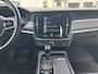 Volvo V90 2.0 D4 MOMENTUM - INTRO-Line Geartronic