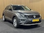 Volkswagen T-Roc 1.5 TSI Sport | Trekhaak | Camera | CarPlay | Stoelverwarming |