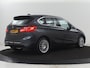 BMW 2-Serie Active Tourer 225xe iPerformance Centennial High Executive | SOH 88,6% | Leder | Stoelverwarming | Adaptive cruise | Head-up | Navigatie | Bluetooth | Camera | Park assist | Elektrische achterklep | Trekhaak