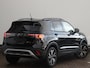 Volkswagen T-Cross 1.0 TSI Life Edition | Stoelverwarming | camera | Climate Control | Side Assist | Adaptive Cruise Control | Keyless |