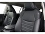 Toyota RAV4 2.5 Hybrid AWD Executive | Leder | Dodehoek detectie | JBL | Navigatie | 360 camera | Stoel-/stuurverwarming | Verwarmbare voorruit | Stoelventilatie | Digitale binnenspiegel | Apple Carplay / Android Auto | 19 inch