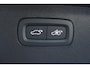Volvo XC90 T8 Plug-in hybrid AWD Ultra Dark | Demo Deal | Luchtvering | Harman Kardon Premium Audio | Adaptive Cruise Control | 360° Parkeercamera | Parkeersensoren voor + achter | Parkeerverwarming | Stoelverwarming | Stuurwielverwarming
