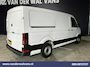 Volkswagen Crafter 2.0 TDI 141pk L3H2 L2H1 Euro6 Airco | Camera | Apple Carplay | Android Auto Parkeersensoren, Bijrijdersbank, 3000kg trekvermogen