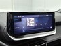 Peugeot 2008 1.2 145pk Hybrid Allure Automaat | Adaptieve Cruise Control | LED | 17"LMV | Climate Control | Camera Voor + Achter | Dodehoekdetectie | Apple Carplay/Android Auto |