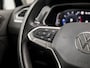 Volkswagen Tiguan 1.5 TSI Life Sport 150Pk Automaat (VIRTUAL COCKPIT, APPLE CARPLAY, CLIMATE, KEYLESS, STOELVERWARMING, SPORTSTOELEN, GETINT GLAS, ELEK ACHTERKLEP, ALCANTARA, NIEUWE APK, NIEUWSTAAT)